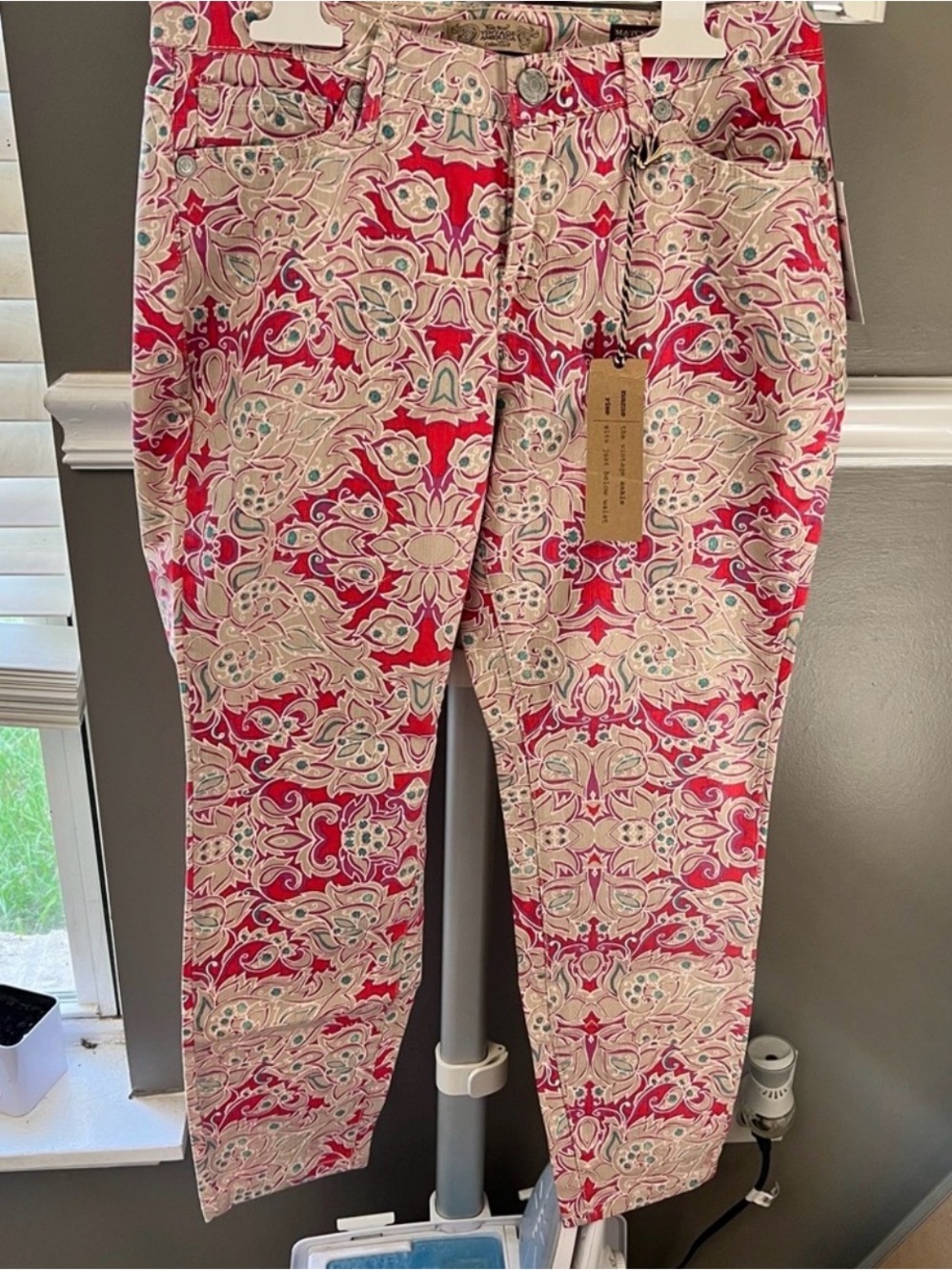 Women's Paisley Print Chinos in Red and Cream